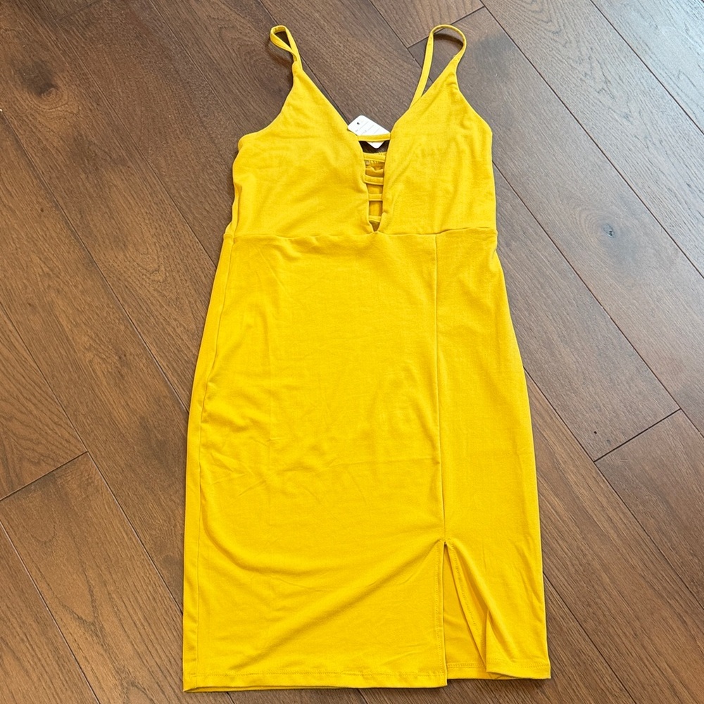 Capella Yellow Spaghetti Strap Mini Dress Large NWT C3-046